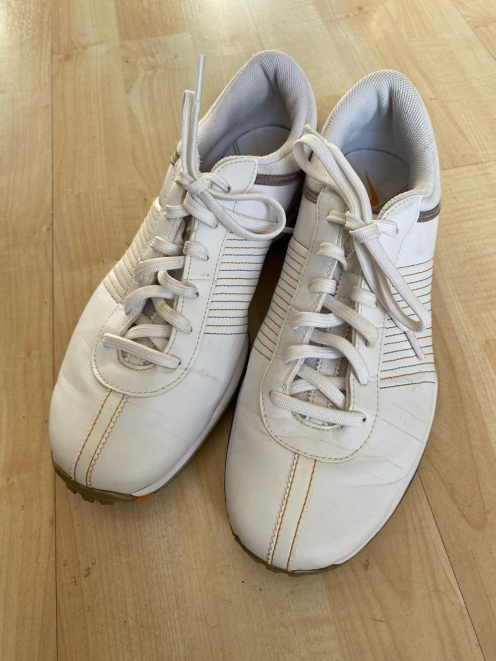 Nike Women’s Performance Golf’s Shoes Size 8.5
